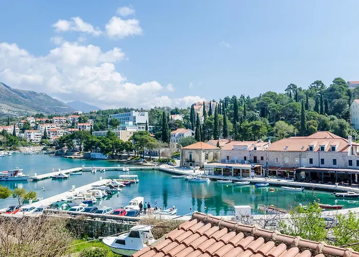 & Mihajica- Comfort With Balcony And Sea View * Cavtat