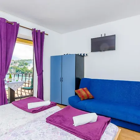 & Mihajica- Comfort With Balcony And Sea View * קאבטאט